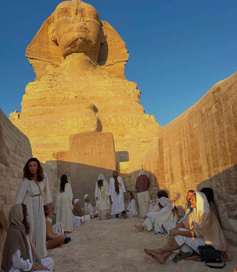 Cairo: Pyramids, Bazaar & Museum with Female Guide - Timing, comfort, and practical points