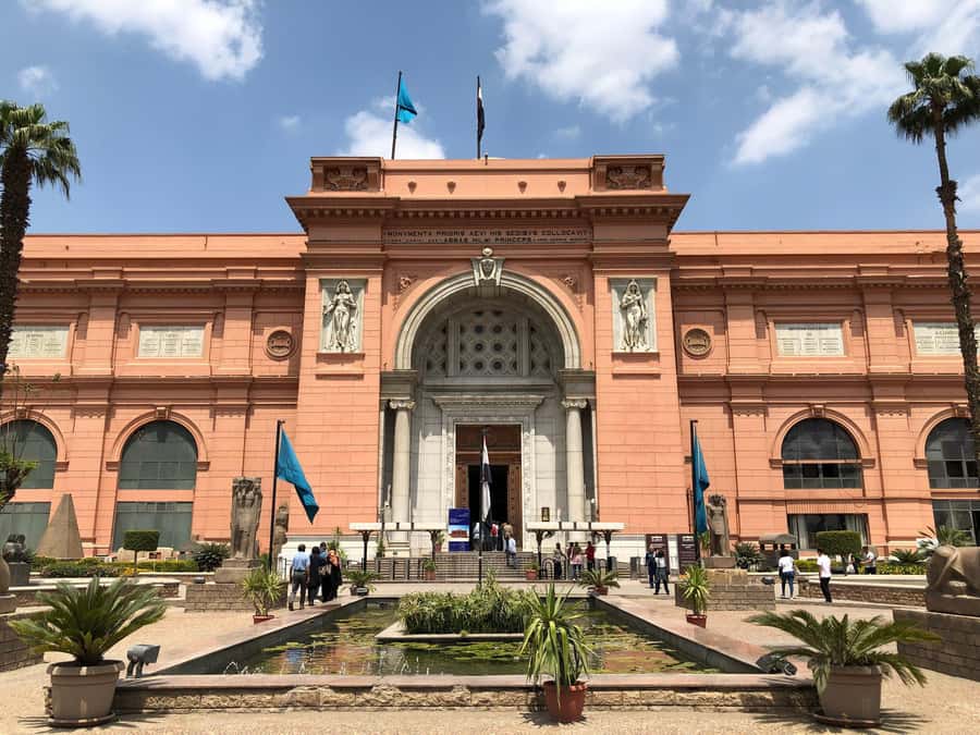 Cairo Tour To Egyptian Museum, Citadel & Khan Khalili Bazaar - Lunch, water, and the real value of $70