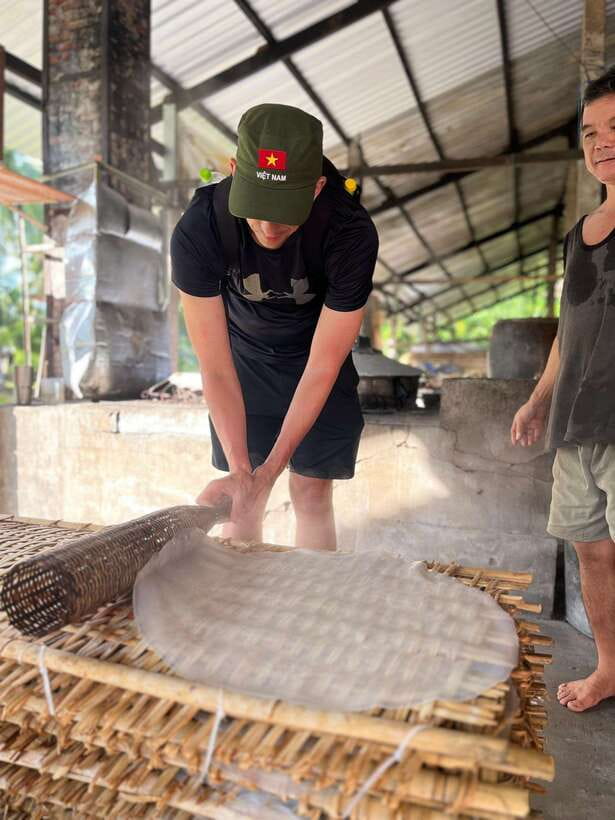 Can Tho: Cai Rang Floating Market and Canals - A closer look at life on the river