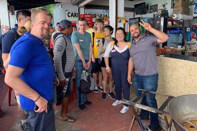 Cancun Street Food Tour with Food Stalls, Local Market and Murals - Mercado 23, shopping and everyday Cancun