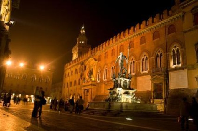 Cesarine: Market Tour & Cooking Class at Local's Home in Bologna - Why the market visit matters in Bologna