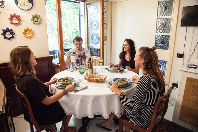 Cesarine: Market Tour & Home Cooking Class in Bari - Language, group size, and timing