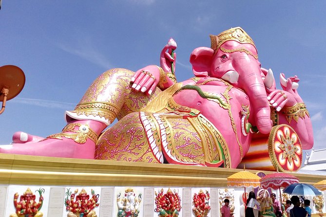 Chachoengsao One Day Trip from Bangkok : Historic Market and Buddhist Temples - Wat Saman Rattanaram and the giant pink Ganesha