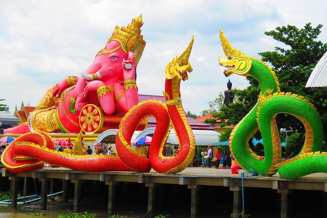 Chachoengsao One Day Trip from Bangkok : Historic Market and Buddhist Temples - Wat Sothon and the story of Luang Phor Sothon