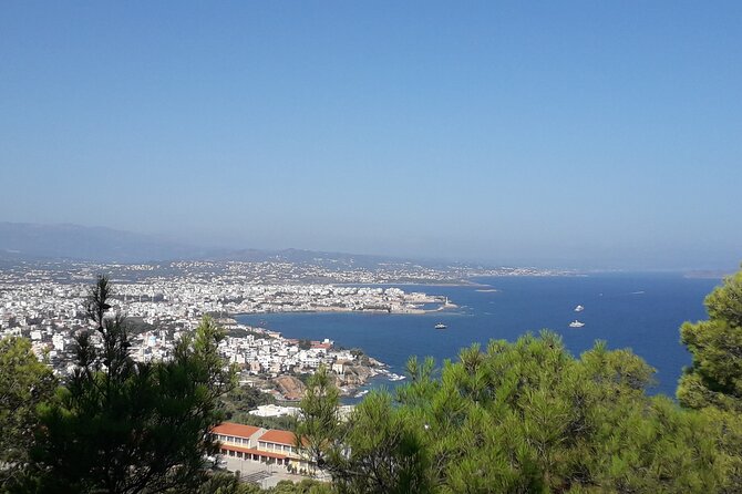 Chania Old Town, Public Market and Chrisopigi Monastery Tour - Private transport, timing, and group size