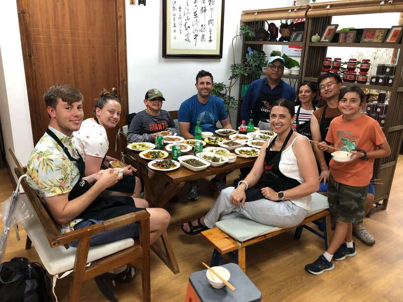 Chengdu: Cooking Class with Fresh Market Half Day Experience - Who should book this Chengdu cooking class?