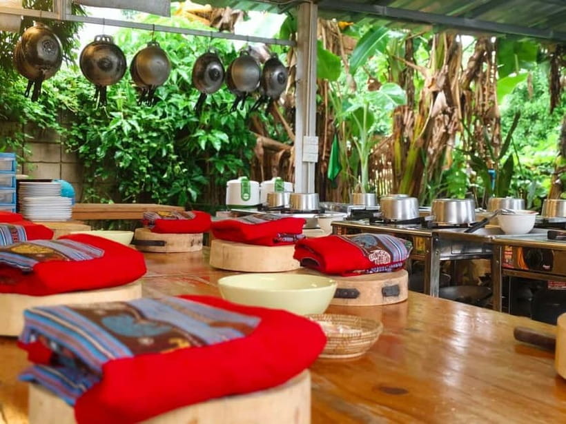 Chiang Mai: Cooking Class, Market & Thai Herbs Garden Tour - The herb garden and the cooking setup