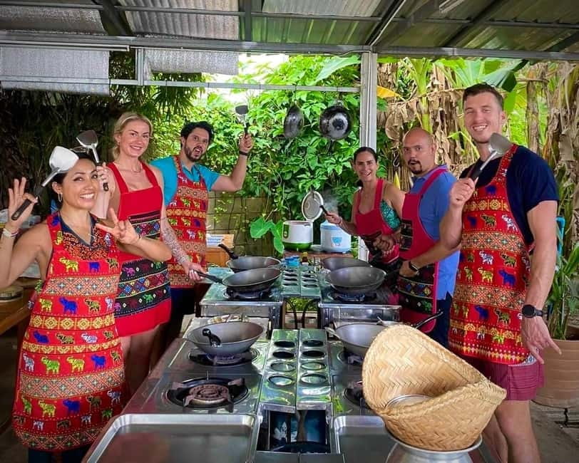 Chiang Mai: Cooking Class, Market & Thai Herbs Garden Tour - Dessert and the final meal