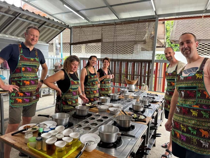 Chiang Mai: Cooking Class with Market and Pickup - Your own wok makes the class genuinely hands-on