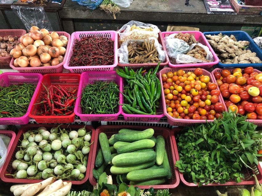Chiang Mai: Evening Cooking Class and Local Market Visit - Cooking four dishes without feeling lost