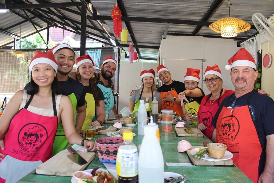 Chiang Mai: Half Day Morning Cooking Class with Market Tour - A market first, then a Thai kitchen