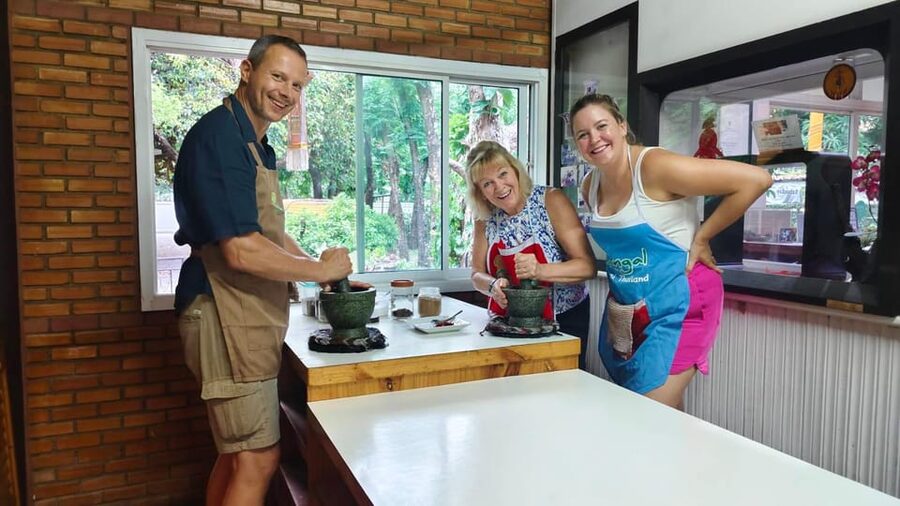 Chiang Mai: Morning Cooking Class with Market Visit - Transport, timing, and access
