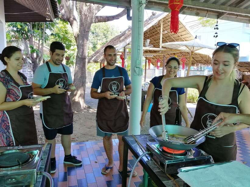 Chiang Mai: Thai Cooking and Market Tour with Lanna Smile - The market visit gives the cooking a local starting point