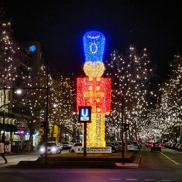 Christmas market lights tour bus through Berlin, free mulled wine (2.5 hours) - Key points at a glance