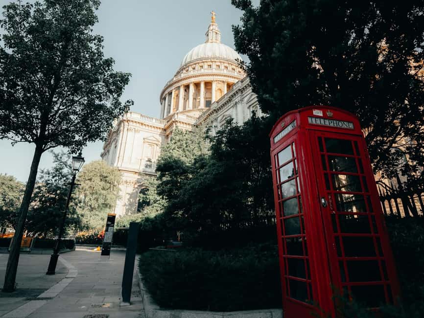 City Hike London (with Borough Market lunch break) - Tower Bridge and the optional pub finish