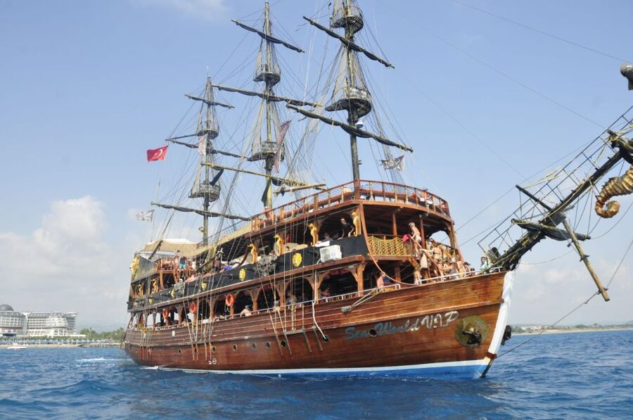 City of Side: Manavgat River Boat Lunch Cruise & Bazaar Tour - Practical Tips for a Smoother Day
