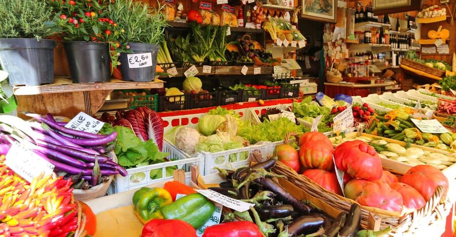 Civitavecchia Market, Cooking Class & Meal at a Local's Home - Key points to know before booking