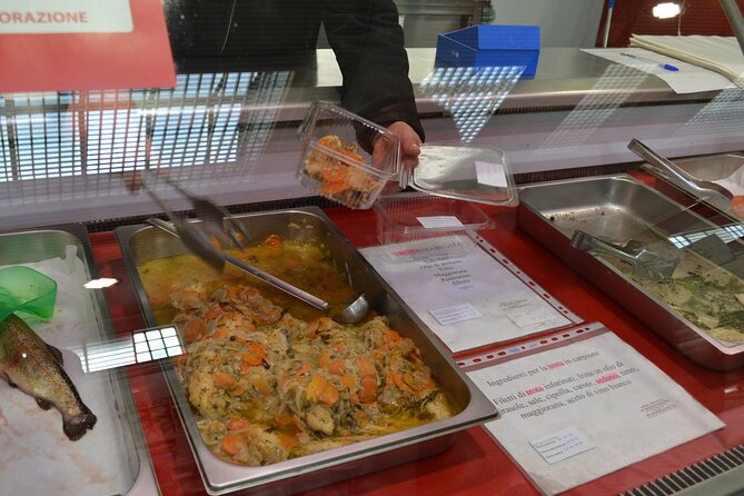 Como Food Tour and the Farmers Market - Narrow streets and lesser-known corners