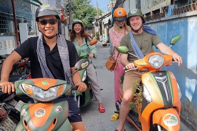 Cooking class & Vibrant Market by Scooter/Tuktuk (Half-Day) - Choosing ingredients for a flexible Mekong menu