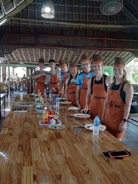 Cooking Class w Phở and Market & Basket Boat Ride in Hoi An - Key points at a glance
