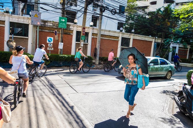 Countryside Bangkok and a Local Floating Market Tour by Bicycle Including Lunch - A different start to the Bangkok day