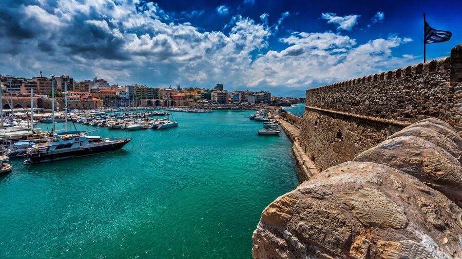 Crete: Heraklion Center, Local Market and Creta Aquarium - How the timing feels in practice