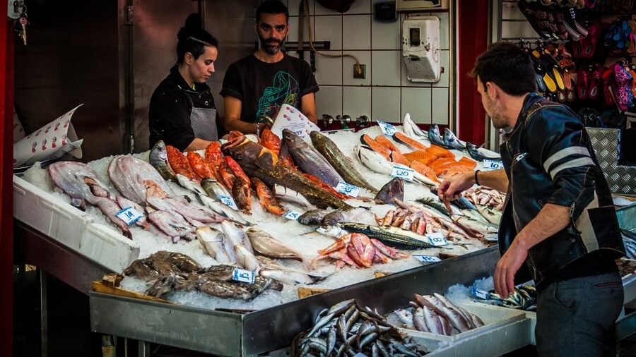 Crete: Knossos Palace, Heraklion City, Market Guided Tour - What the $41 price really covers