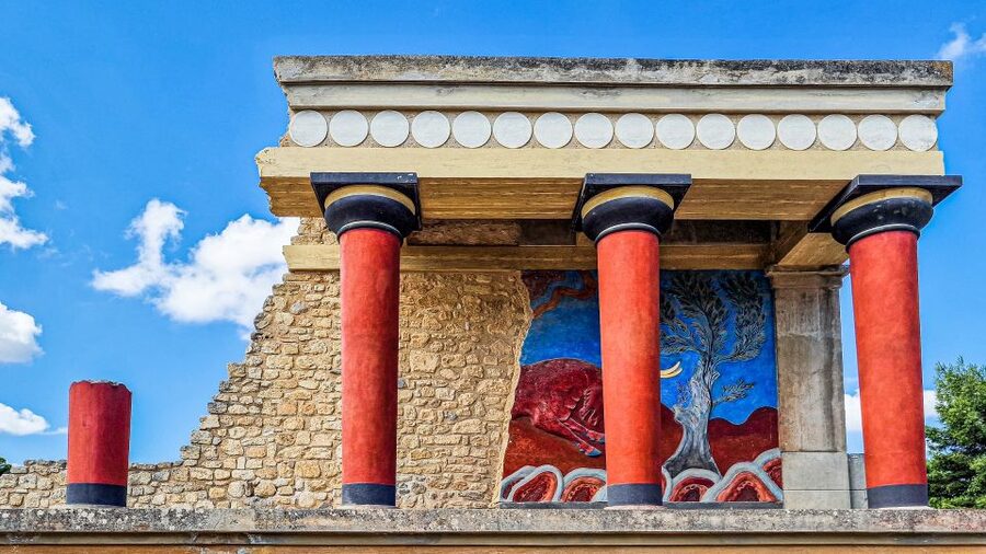 Crete: Knossos Palace, Heraklion City, Market Guided Tour - The long morning transfer to Knossos