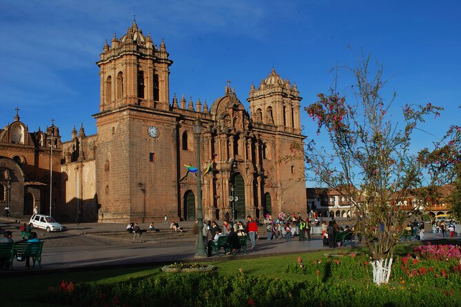 Cusco City Sightseeing, San Pedro Market, Cathedral and Qorikancha Temple - San Blas and Hatun Rumiyoc show Cusco’s street-level character