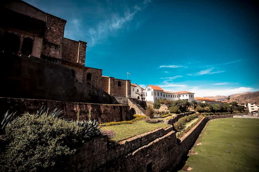 Cusco: Coricancha, Cathedral & San Pedro Market Walking Tour - Why this Cusco walk works well as an introduction
