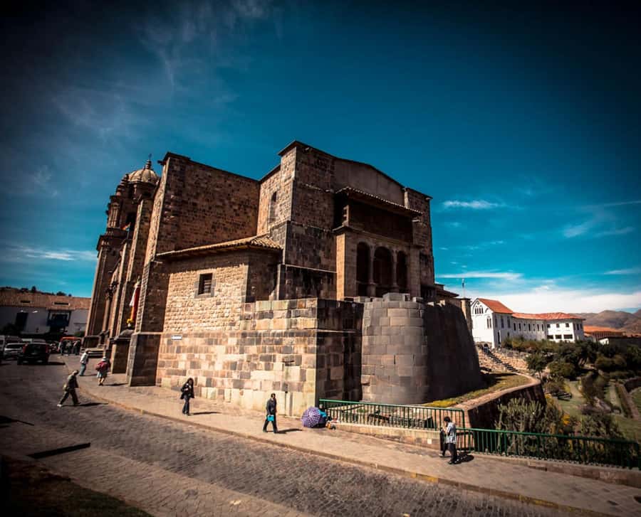 Cusco: Coricancha, Cathedral & San Pedro Market Walking Tour - Cusco Cathedral and the main square