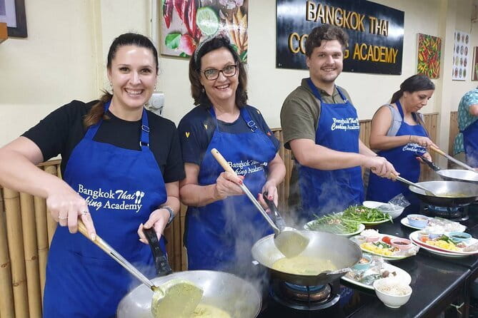 Customizable Thai Cooking Class with Onnuch Market in Bangkok - Shopping for ingredients at On Nut Fresh Market
