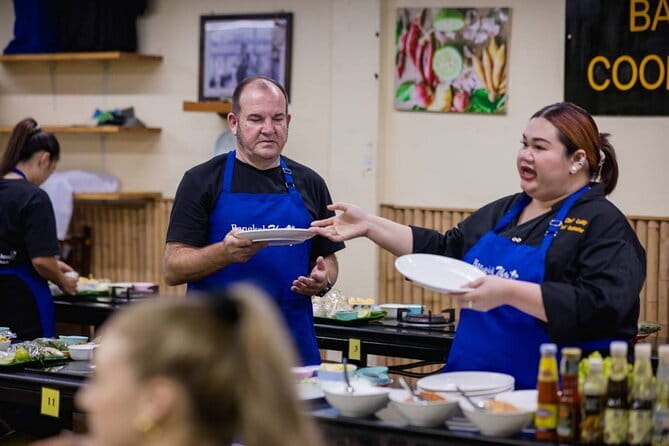 Customizable Thai Cooking Class with Onnuch Market in Bangkok - Who will get the most from this class