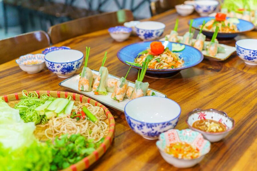 Da Nang Cooking: Market tour, farming, and cooking class - What the vegetarian option includes