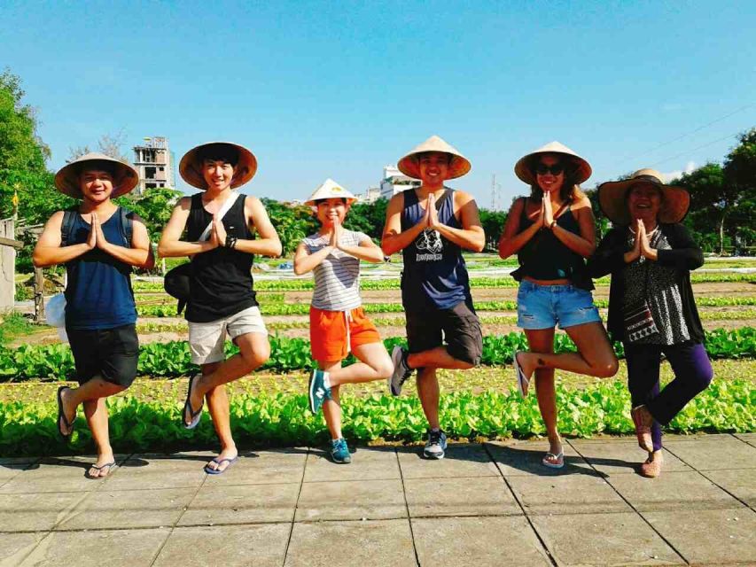 Da Nang Cooking: Market tour, farming, and cooking class - A small class with real kitchen time
