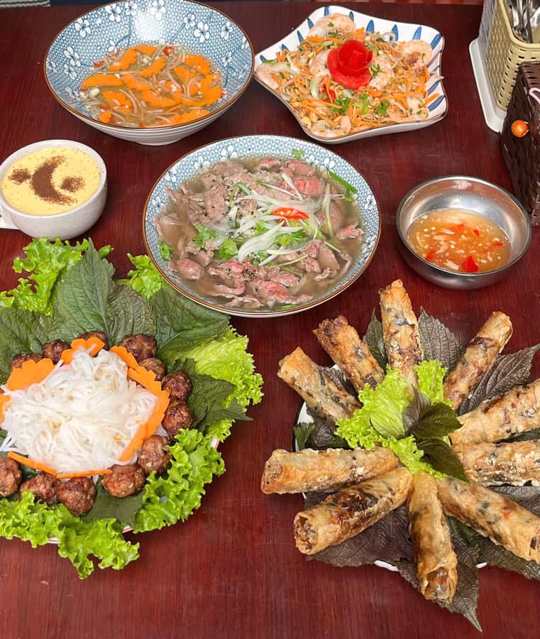 Da Nang: Making 5 Vietnamese dishes with Local Market Trip - Should you book it?