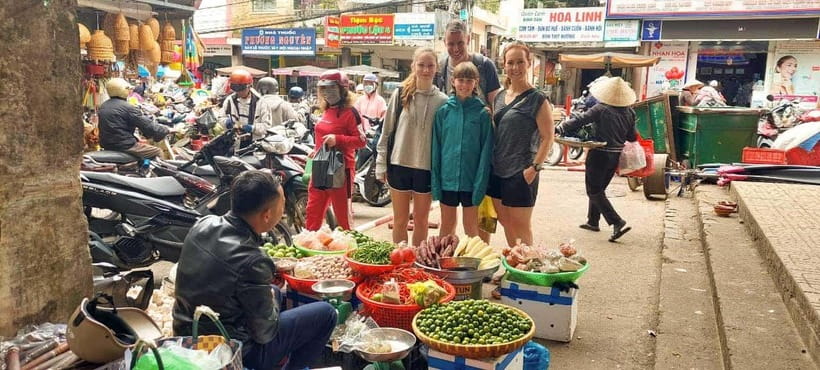 Dalat: Home Cooking Class with Central Market Tour - Picking two main courses from a wide menu