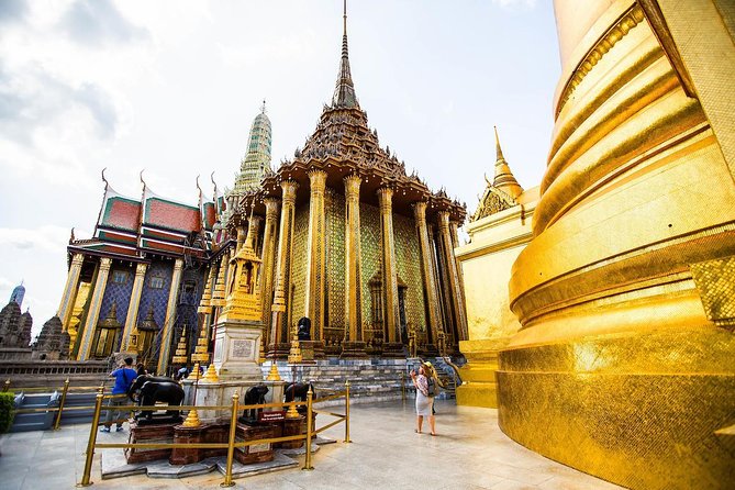 Damnern Saduak Floating Market, Grand Palace, Wat Phra Keo & Wat Pho - Key points at a glance