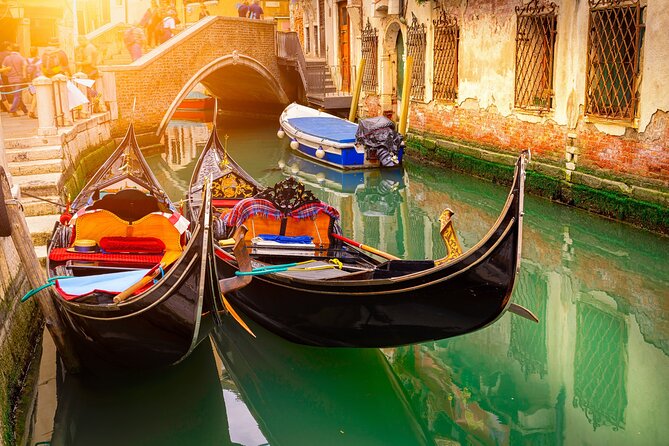 Damnoen Floating Market & Optional Erawan Water Waterfall Tour - What the $100 price really covers