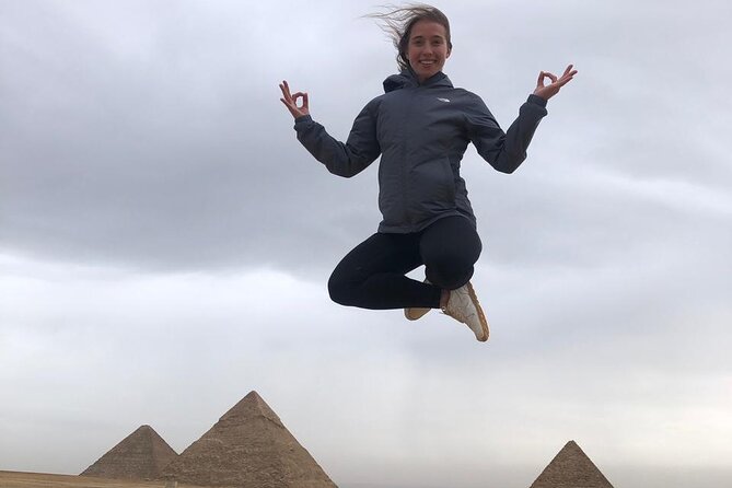 Day tour to Pyramids, Egyptian Museum and Bazaar from Cairo&Giza - Three hours around the Giza Pyramids