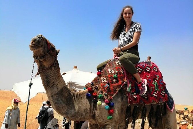 Day Trip to Giza Pyramids Old Cairo Citadel and Bazaar - Menkaure and Khafre: smaller scale, useful context