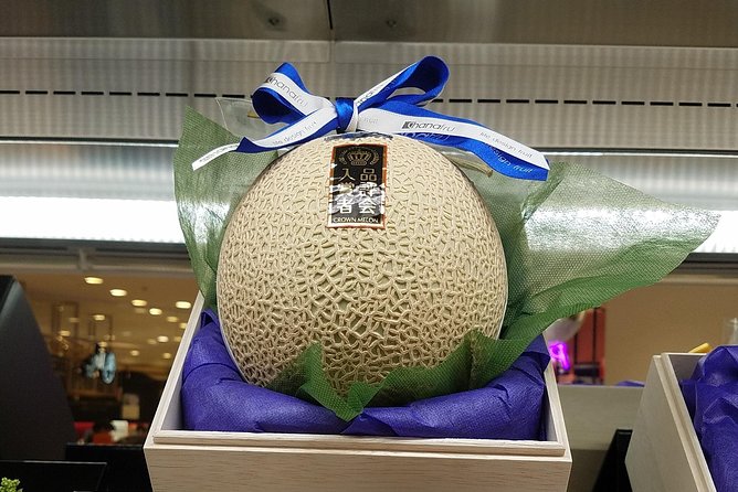 Deep Dive: Osaka Food Markets from Local to Luxurious! - Sennichimae Doguyasuji is for the tools behind the food