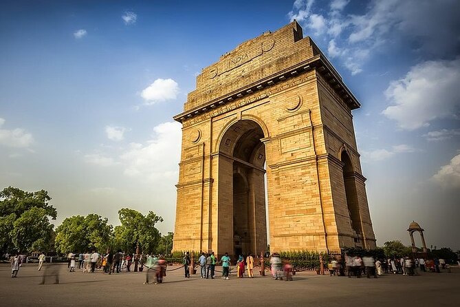 Delhi Private City Tour With Spice Market In 8 Hours - By Car - One day for Delhi’s two very different personalities