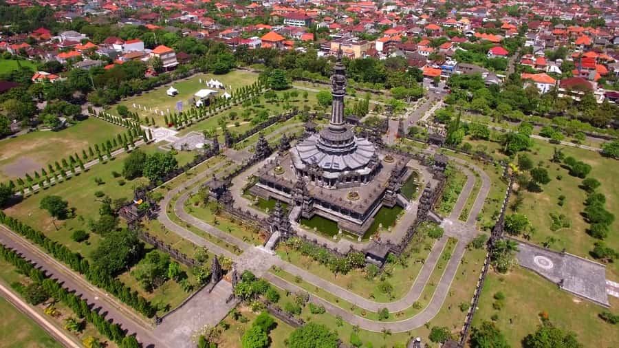 Denpasar: Museum, Traditional Market and Food Tasting Tour - Who will get the most from this experience