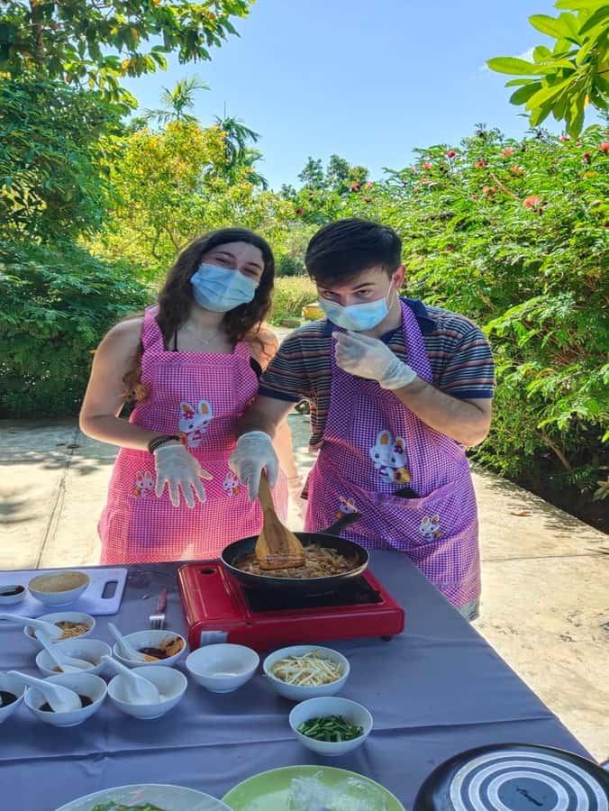 Dinner from cooking class & enjoy local night market - Should you book this Phuket evening?