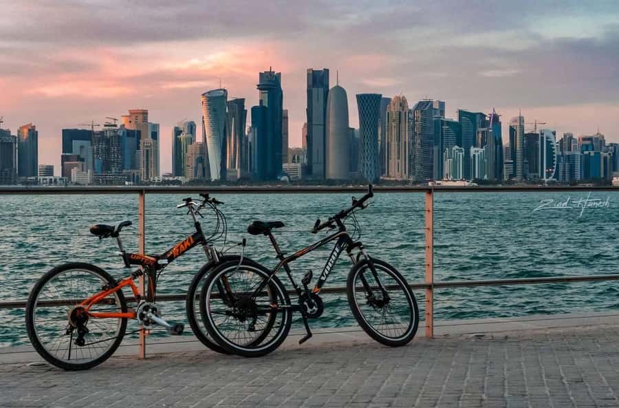 Doha: City Tour,Corniche,Souq Waqif,The Pearl,and Katara - West Bay and the skyline view