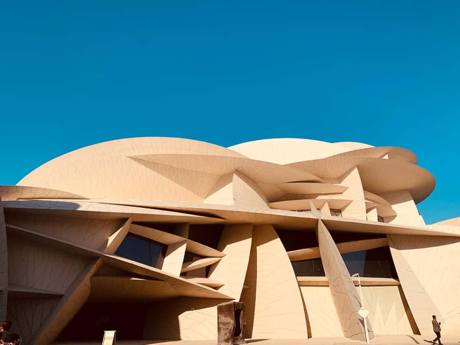 Doha: Guided City Tour to Souq Waqif, katara & pearl-island - How the guide shapes the experience