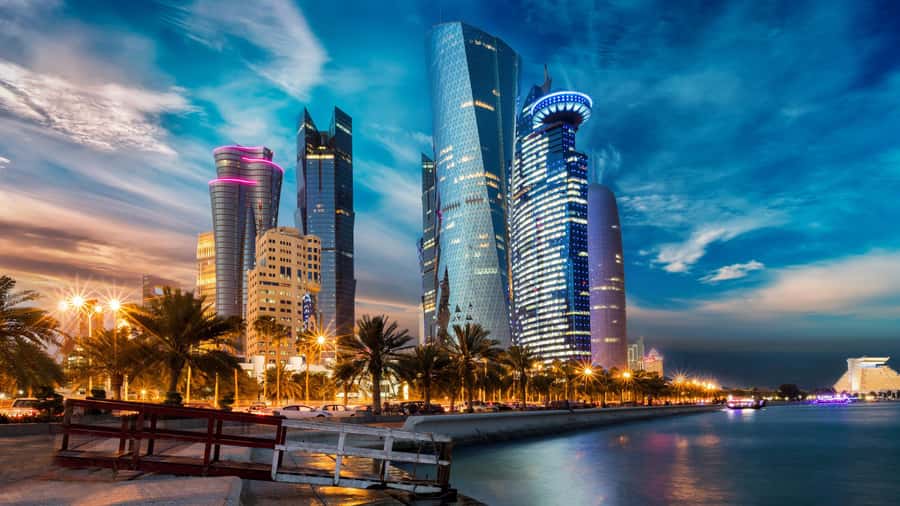Doha Guided City Tour to Souq Waqif, Katara, & Pearl-Qatar - Why this four-hour route works