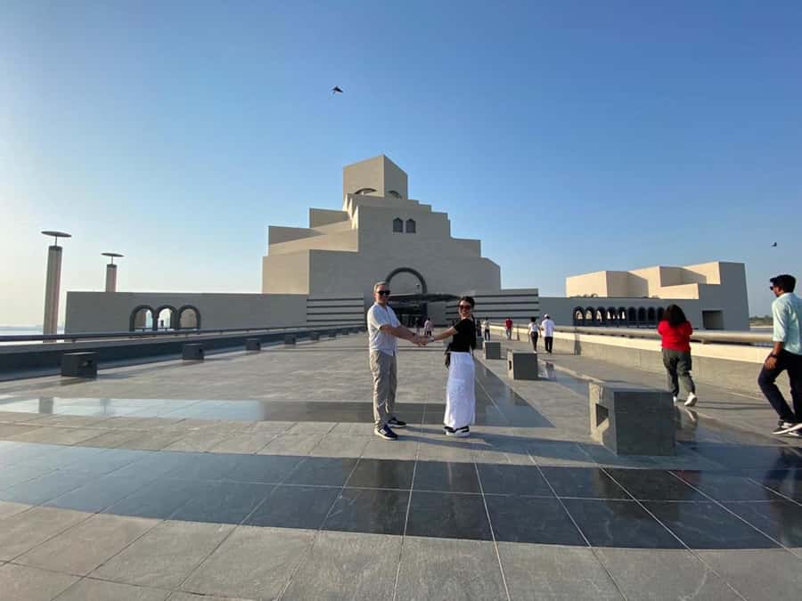 Doha: Souq Waqif/The Pearl Island/Katara 4 Hour Private Tour - Doha in four hours: what this tour is really for