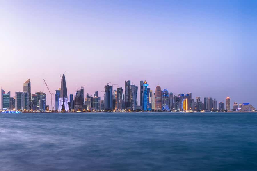 Doha: Visit Souq Waqif, Katara, Pearl, Museum, Cornishe - Pickup, clothing, and practical details